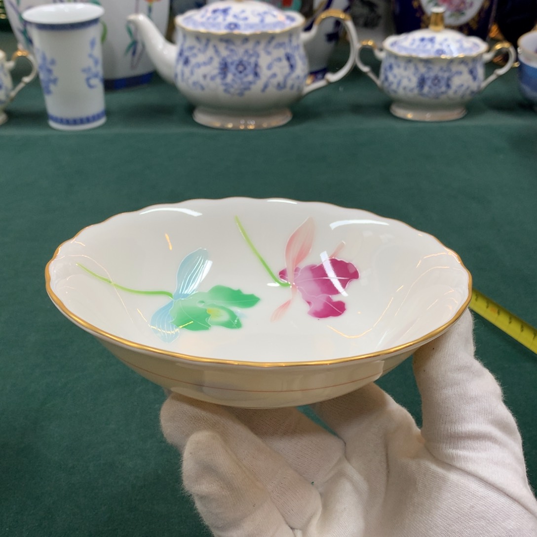 摆件全是大漂亮瓷器啊美美哒