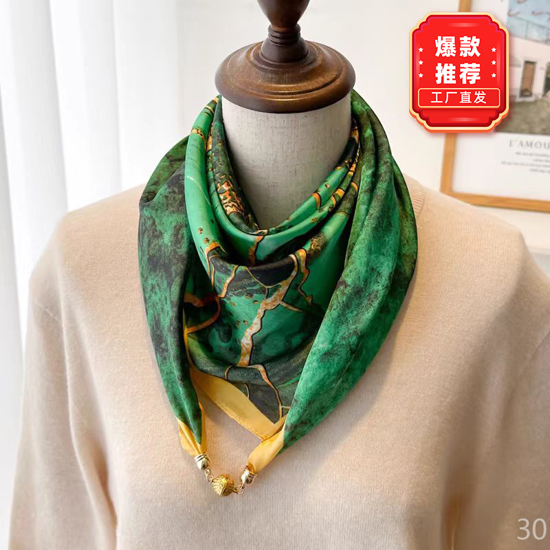 爆款三角护颈围巾磁吸扣2025新款春春夏季丝巾防风围脖百搭方巾女