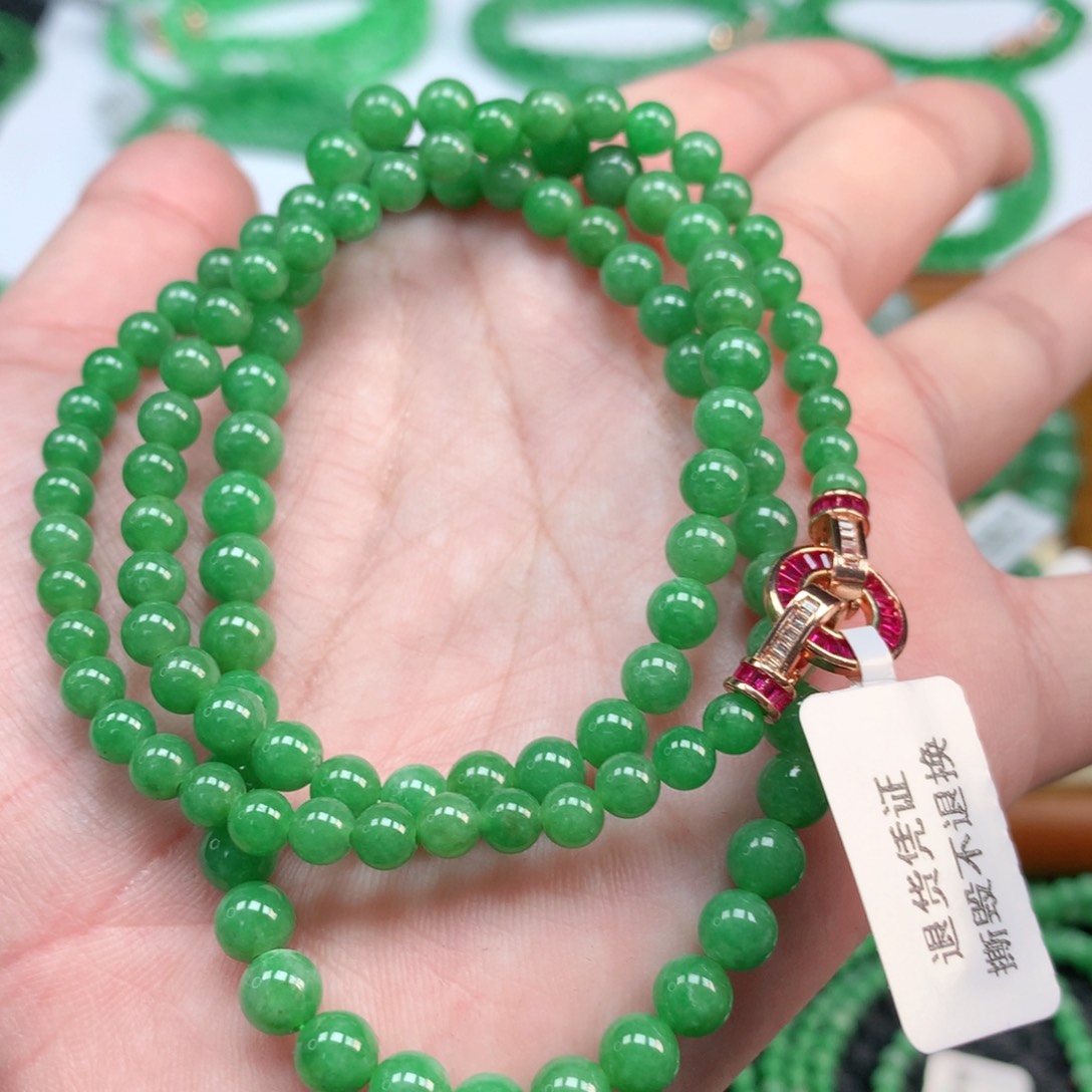 翡翠手链未镶嵌翡翠