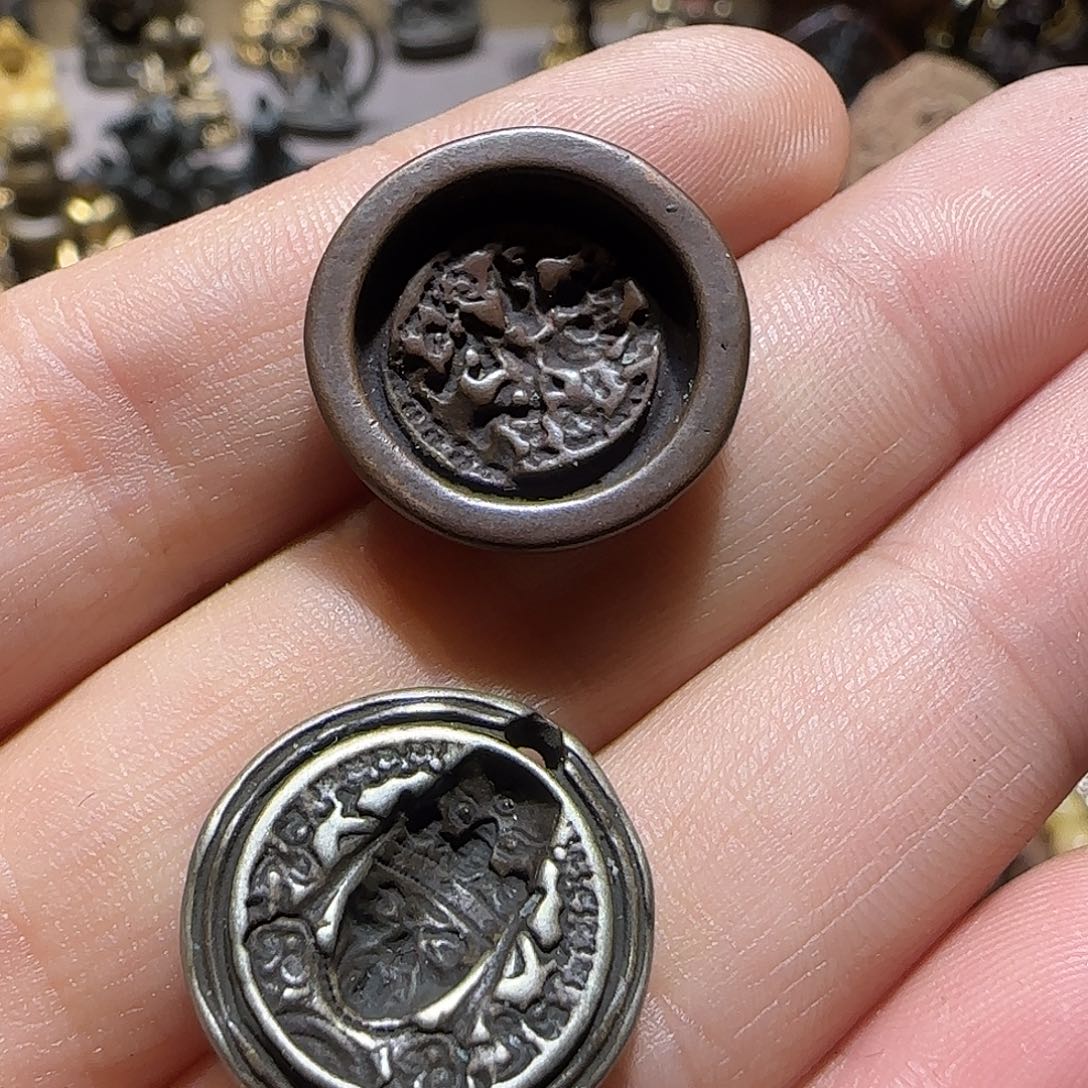 流***光琉璃/树脂/塑料类