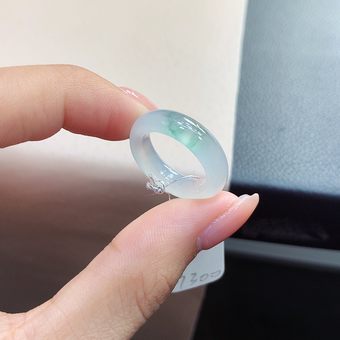 未镶嵌戒指翡翠6.7号