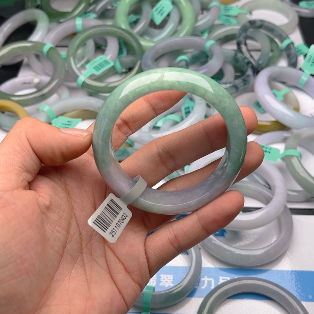 未镶嵌手镯翡翠5556x8. 126