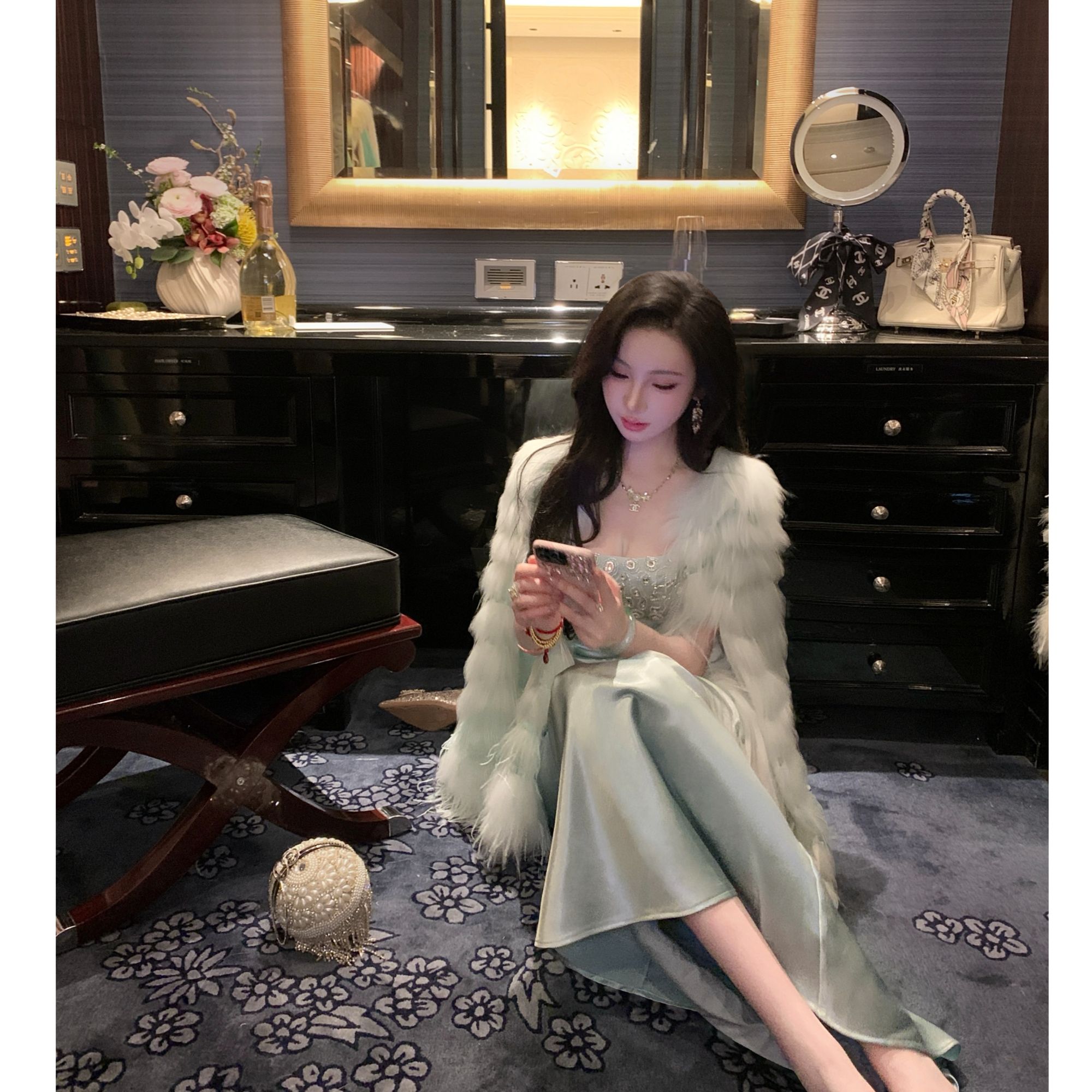 【雅乔定制】月光宝石披肩 进口白貉毛斗篷式外套女DYLL-25106584