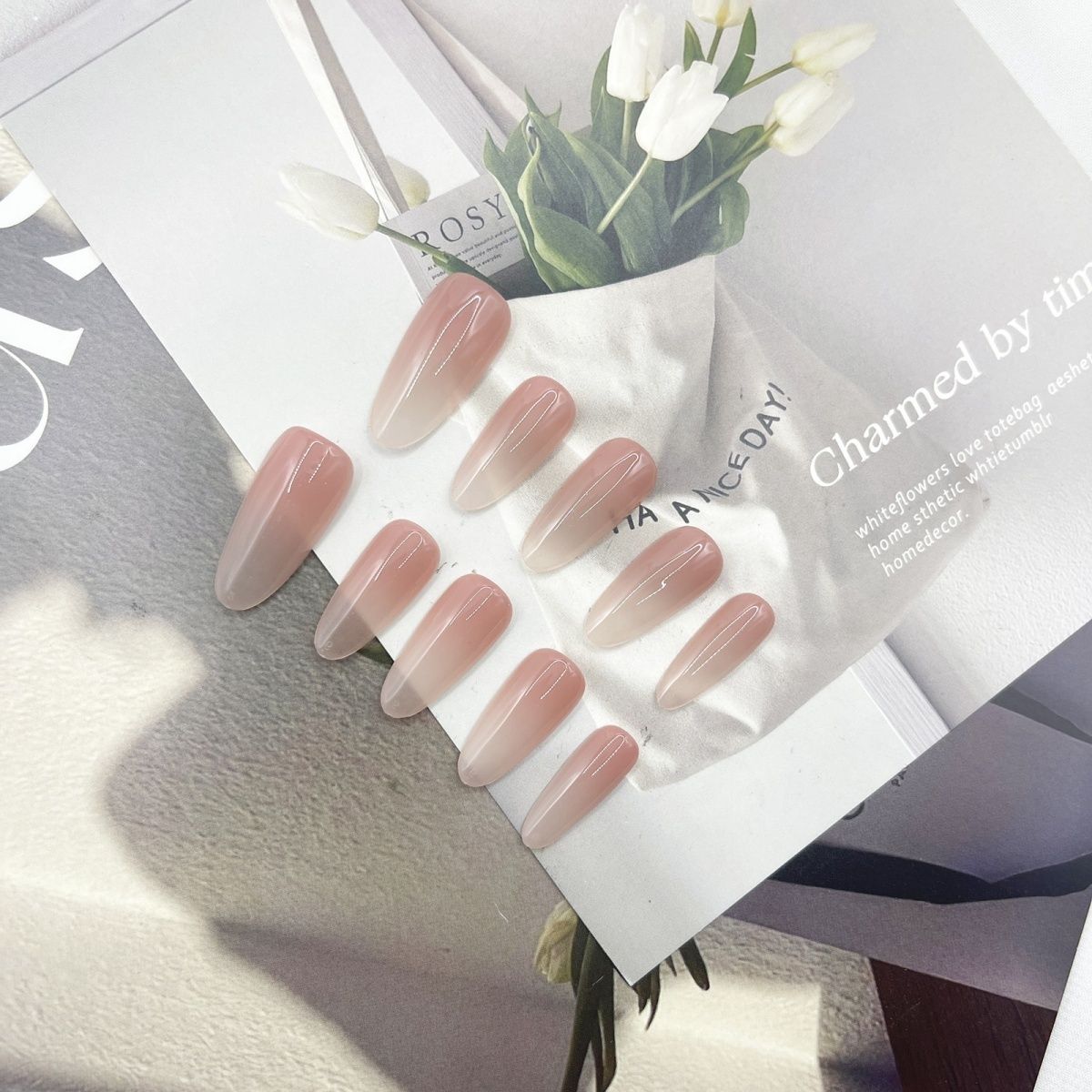 手工穿戴甲猫眼玻璃珠爆款简约裸色爆闪超显白高级感少女心甲片