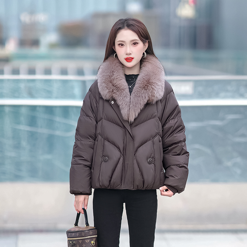 真毛领鹅绒服冬季新款鹅绒羽绒服短款保暖时尚厚款羽绒女