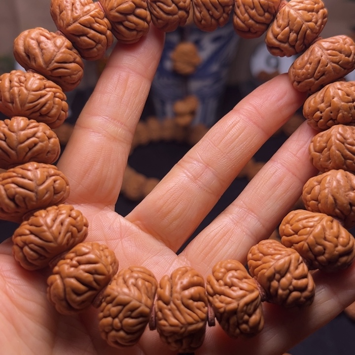 大***王吊坠桃核秦岭桃核手持