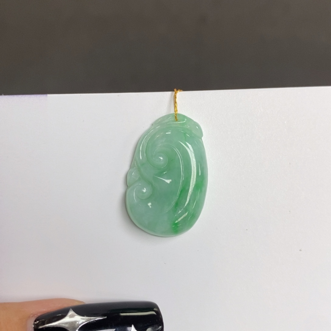 颈饰未镶嵌翡翠如意