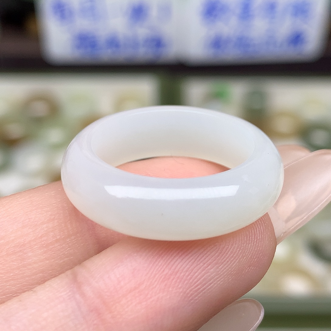 未镶嵌戒指和田玉⑧**铺