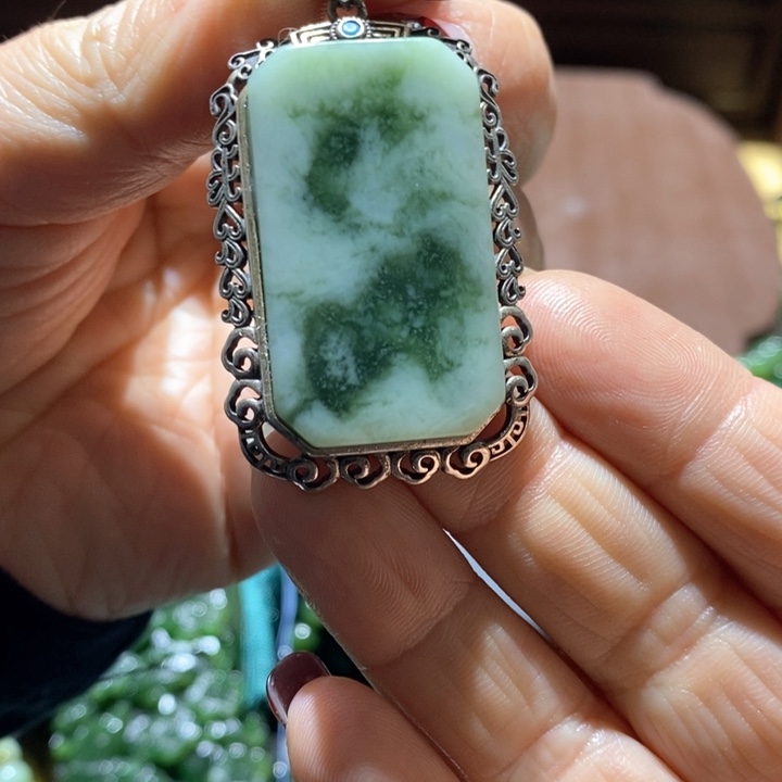 岫玉毛衣链未镶嵌