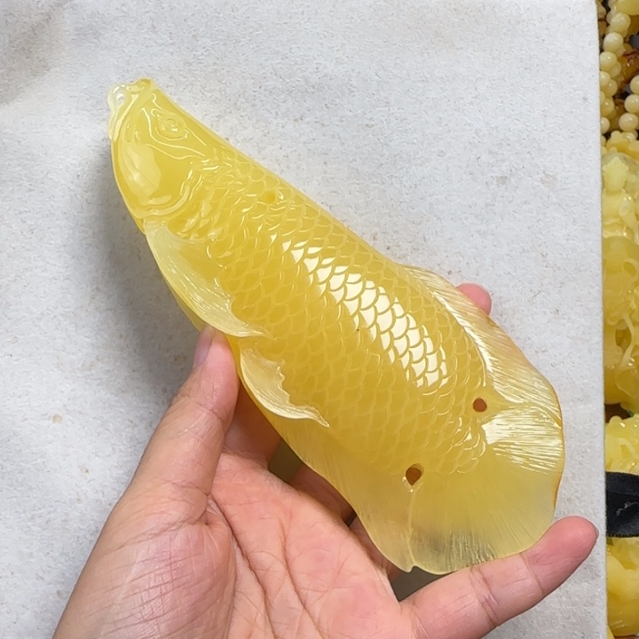 未镶嵌蜜蜡珠宝奇石