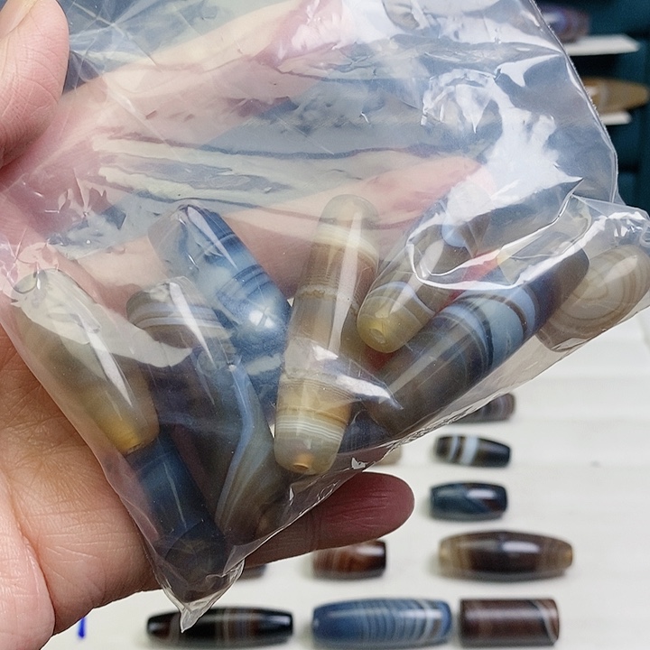 B***A玛瑙/玉髓未镶嵌颈饰