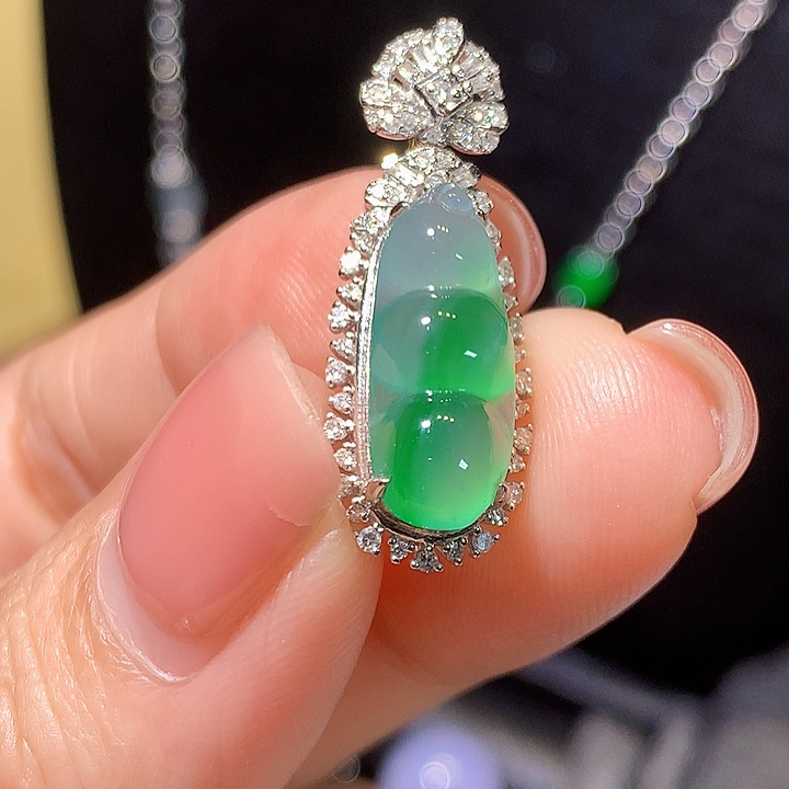 翡翠18K金镶嵌吊坠(不含链)