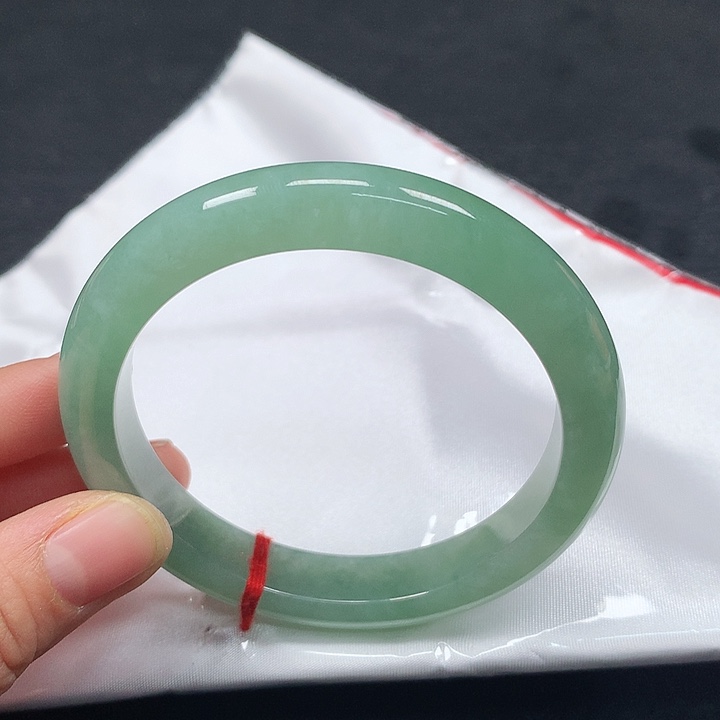 未镶嵌手镯翡翠57圈