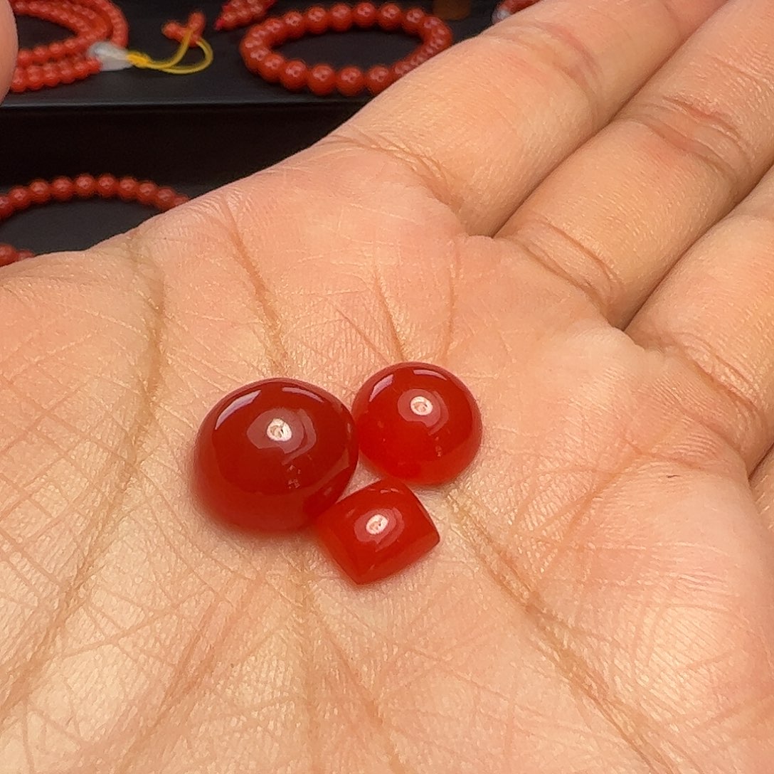 N***e南红玛瑙未镶嵌冰红蛋面