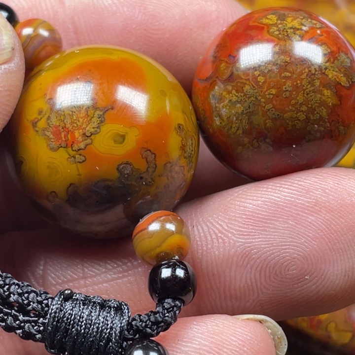 玛瑙/玉髓颈饰未镶嵌木*