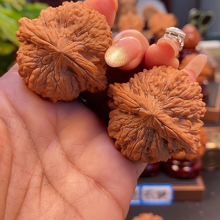 文玩核桃吊坠43全品满天星