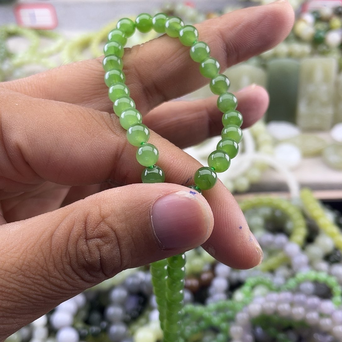 焰***娘手串未镶嵌和田玉