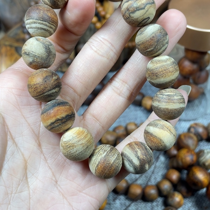 贡木把件手串手串