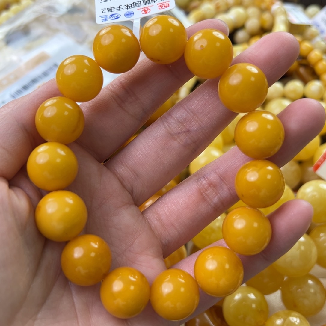 琥珀珠宝奇石未镶嵌