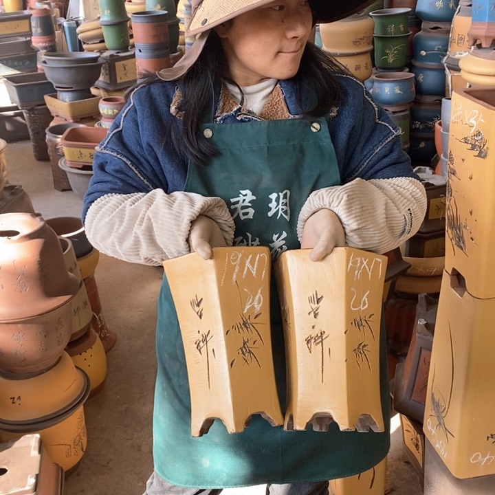 紫砂花盆紫砂花盆盆栽花卉
