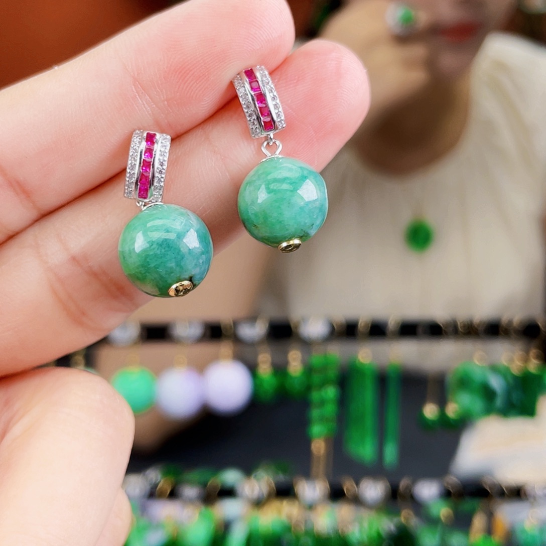 银S925镶嵌翡翠耳饰