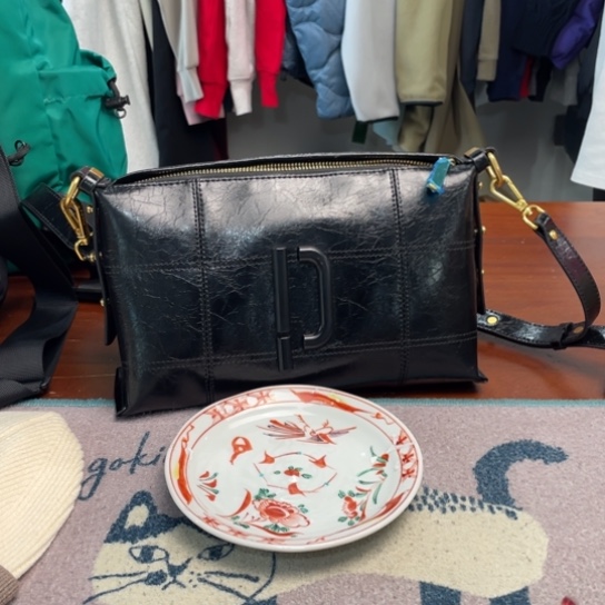 瓷片390。。。。。。。。。。。。。。。。