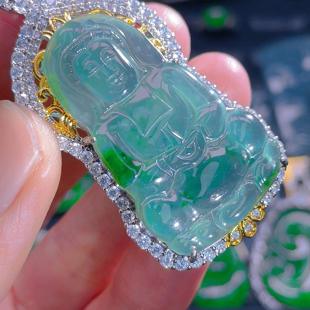 颈饰未镶嵌翡翠翡翠