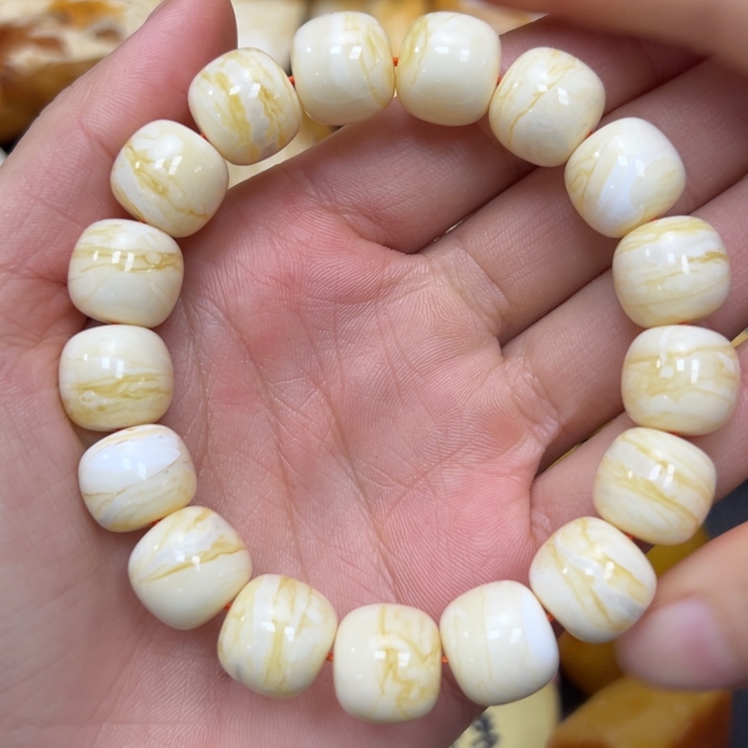 定制蜜蜡未镶嵌蜜蜡