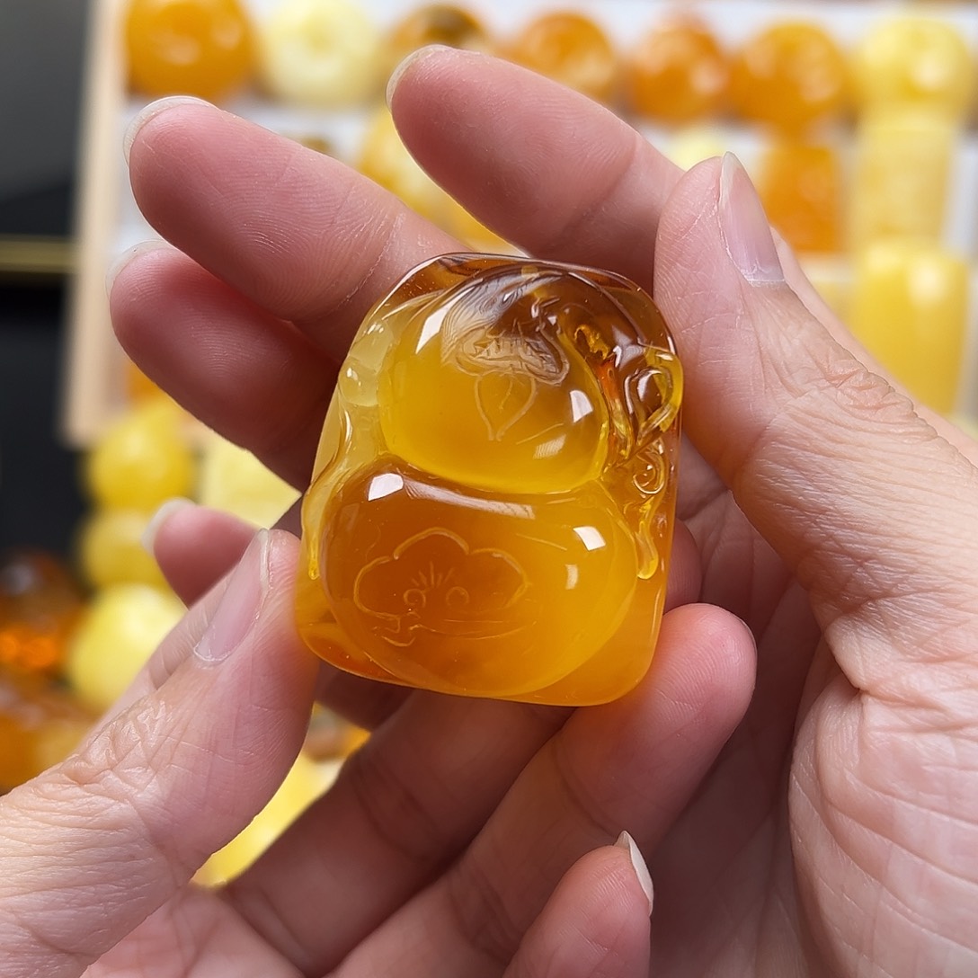 蜜蜡颈饰未镶嵌康****料蜜蜡