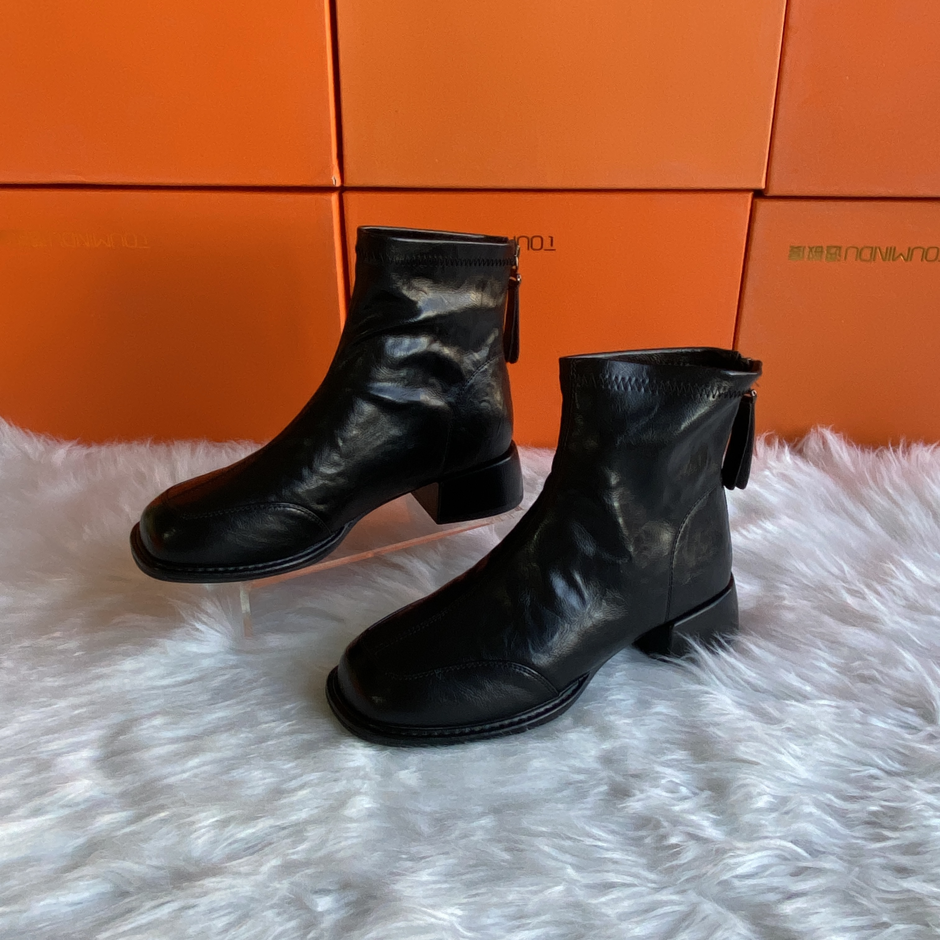 8655-1秋冬时尚百搭粗跟单里短靴F