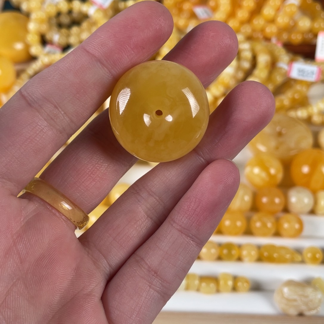 蜜蜡裸石未镶嵌直径30 定制