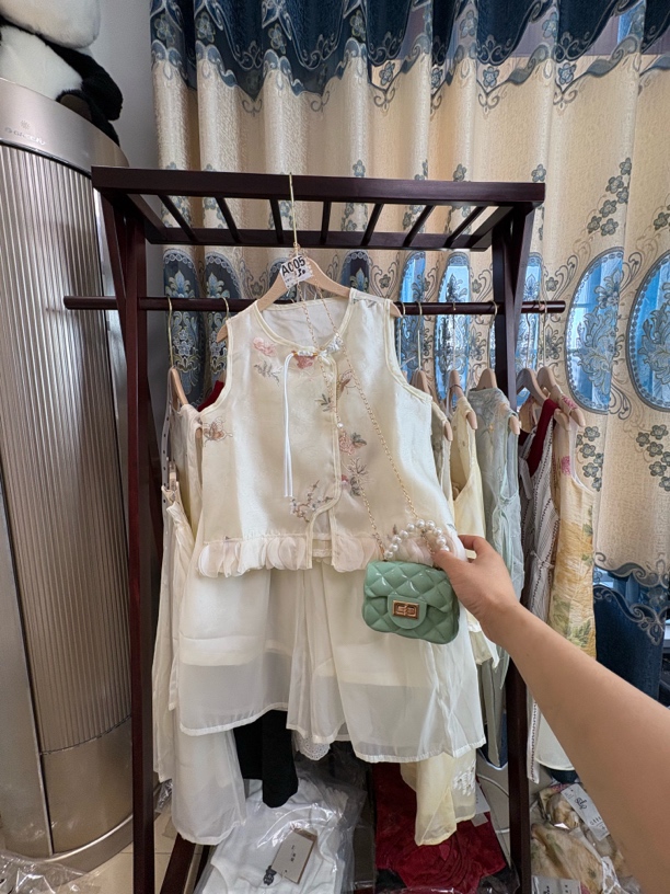 2025女童白色汉服绣花碎花国风套装两件套夏季