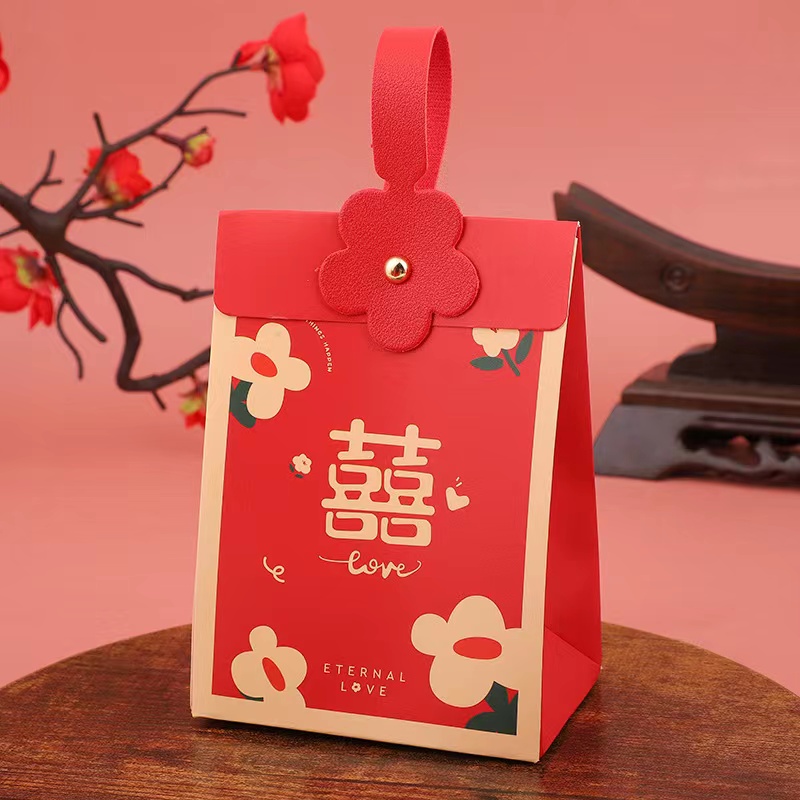 双喜小花中号三角盒【尺寸：13.5x6.5x10】结婚婚礼专用喜糖盒