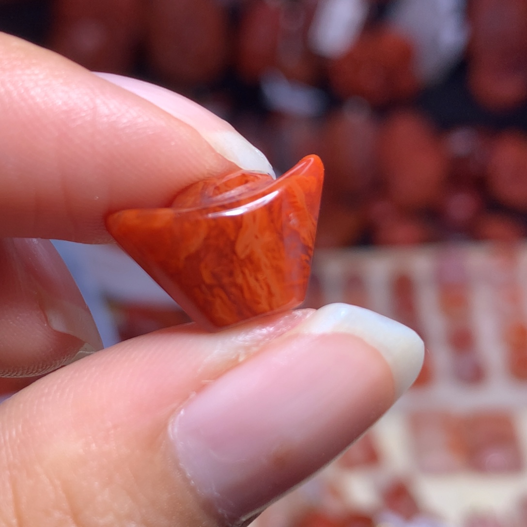 南红玛瑙未镶嵌珠宝半成品火焰元宝