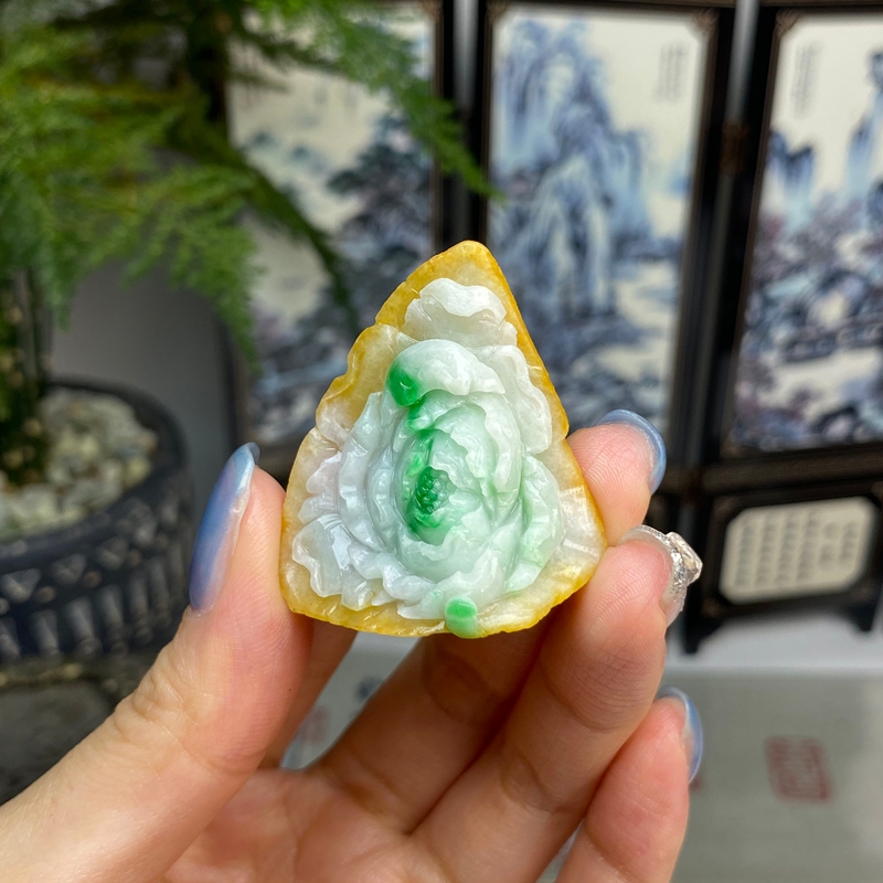 毛货  俏色黄翡飘阳绿黄加绿花开富贵挂件 天然翡翠A货 
