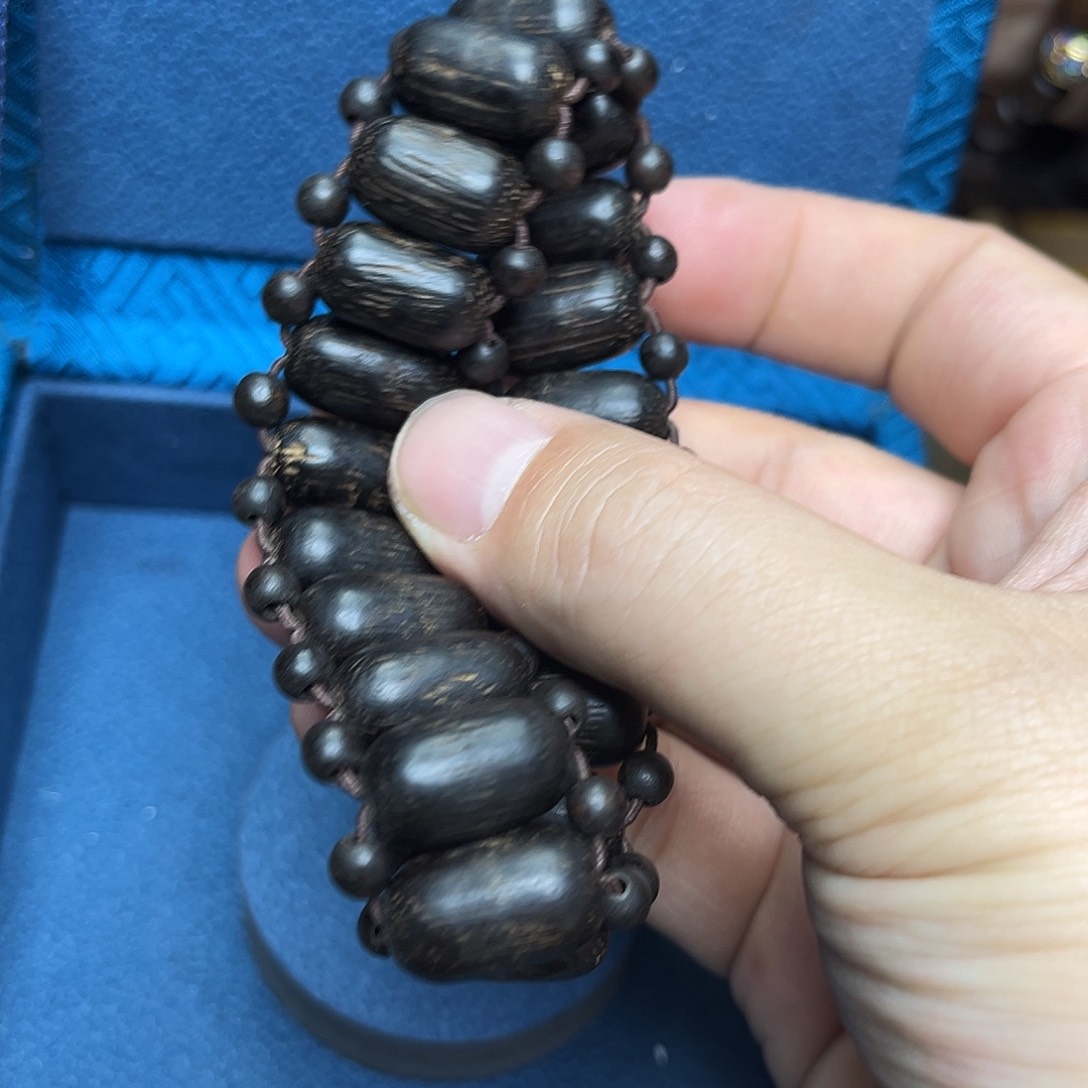 大叶紫檀（黑酸枝木类）