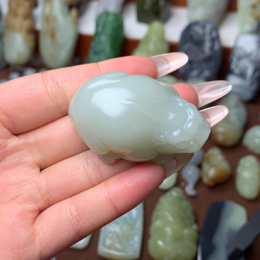 和田玉挂件未镶嵌