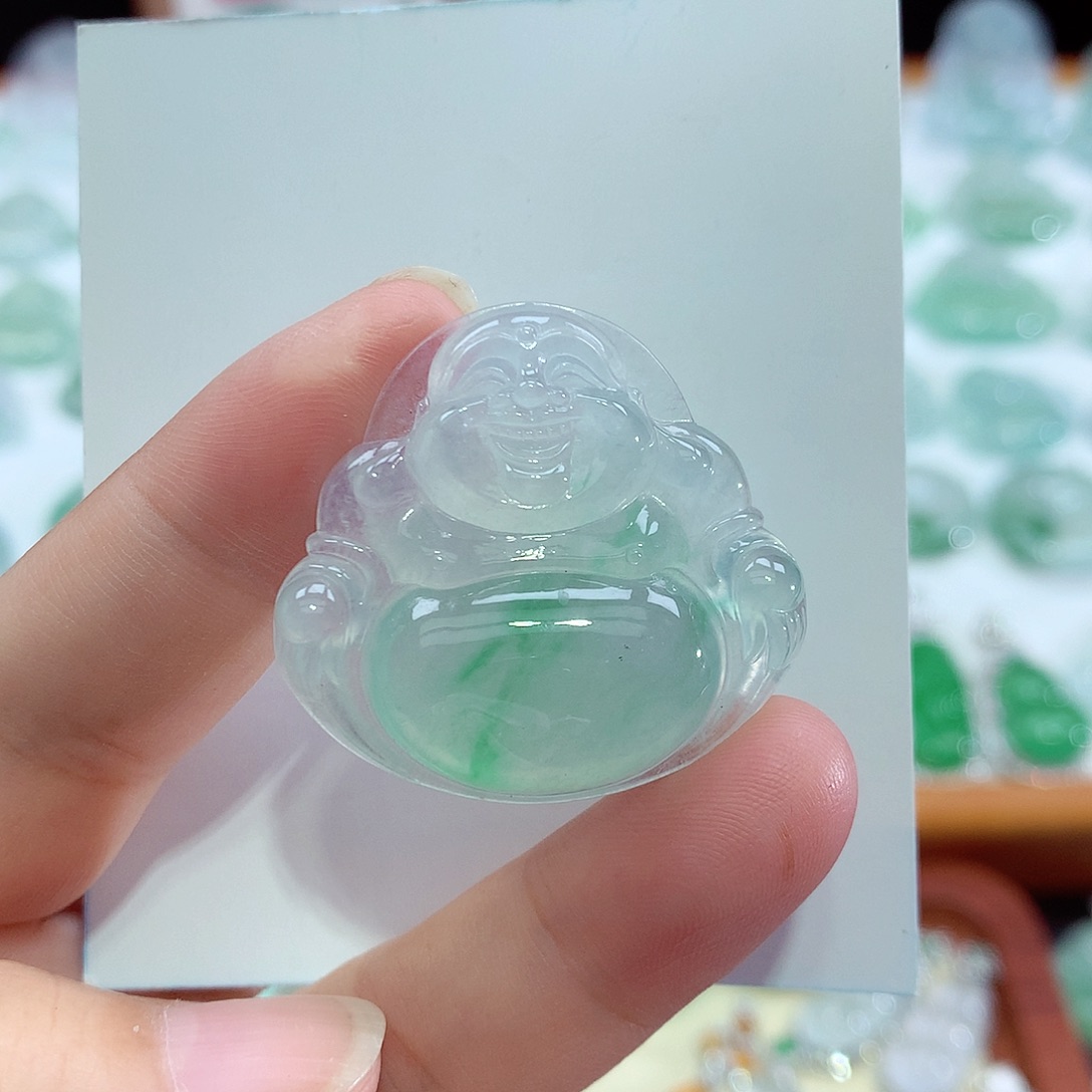 颈饰未镶嵌翡翠佛