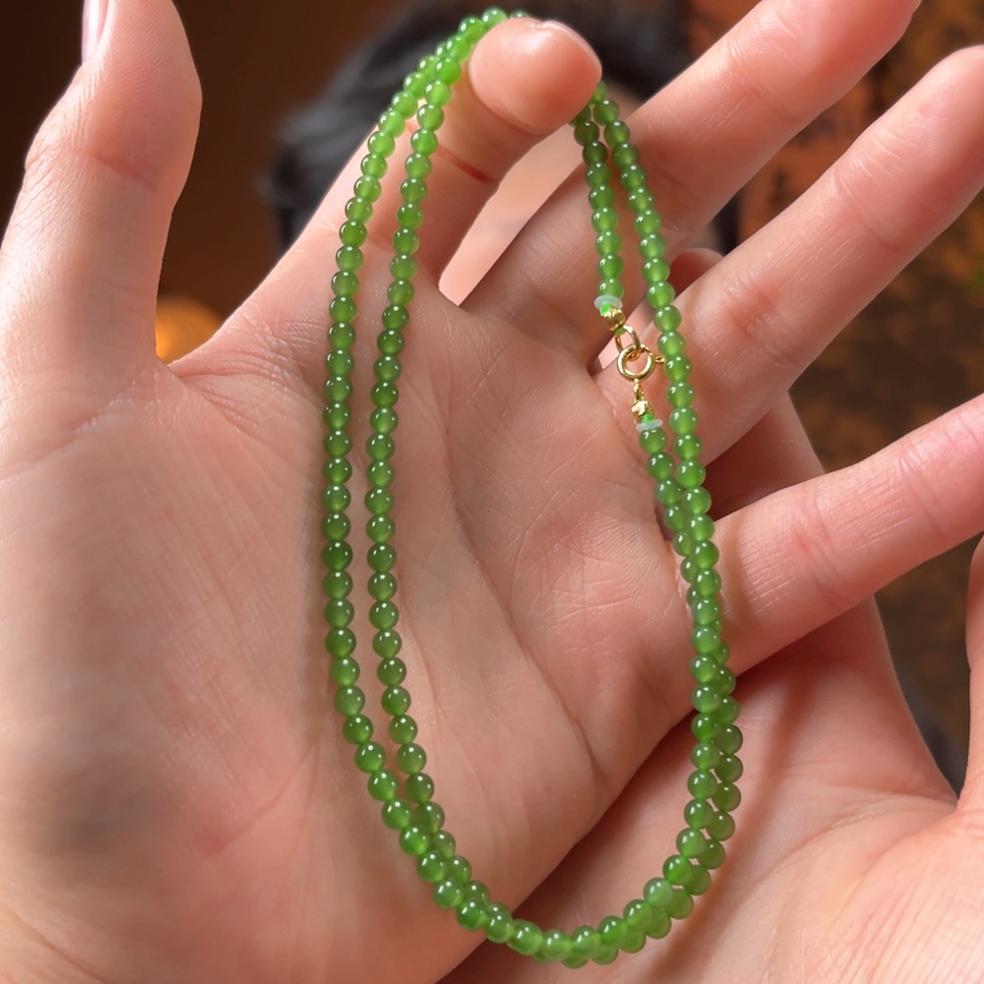 颈饰银S925镶嵌和田玉俄料碧玉3.7mm辣绿580