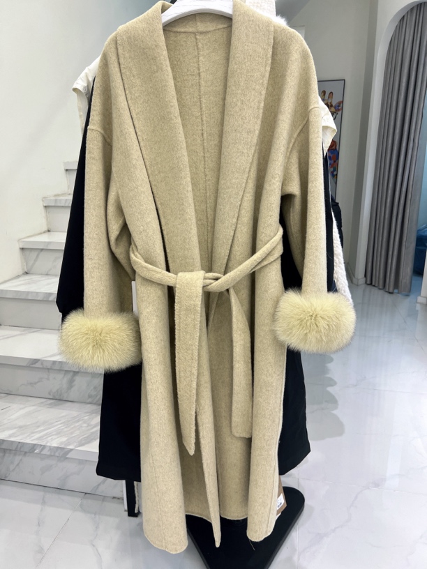 浴袍款双面羊毛大衣