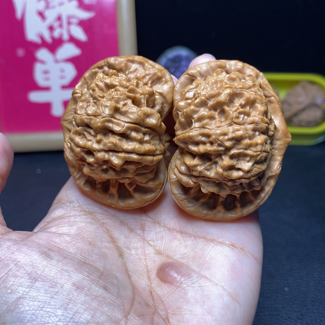 文玩核桃吊坠53全品官帽106