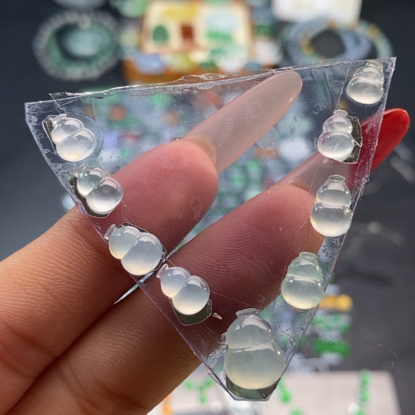 【闪购商品】翡翠挂件未镶嵌葫芦