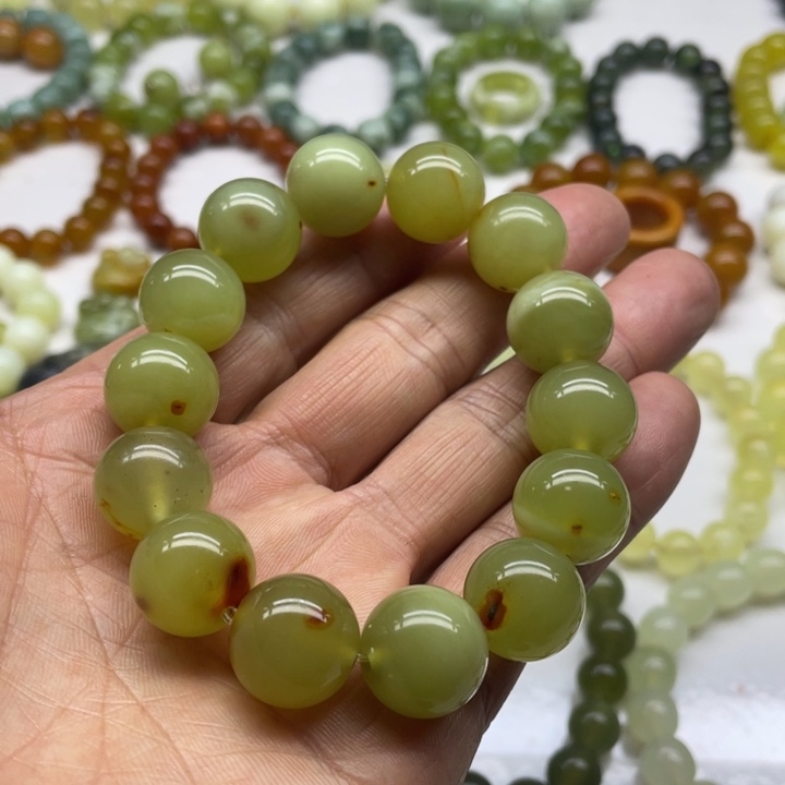 蛇纹石玉手串16未镶嵌