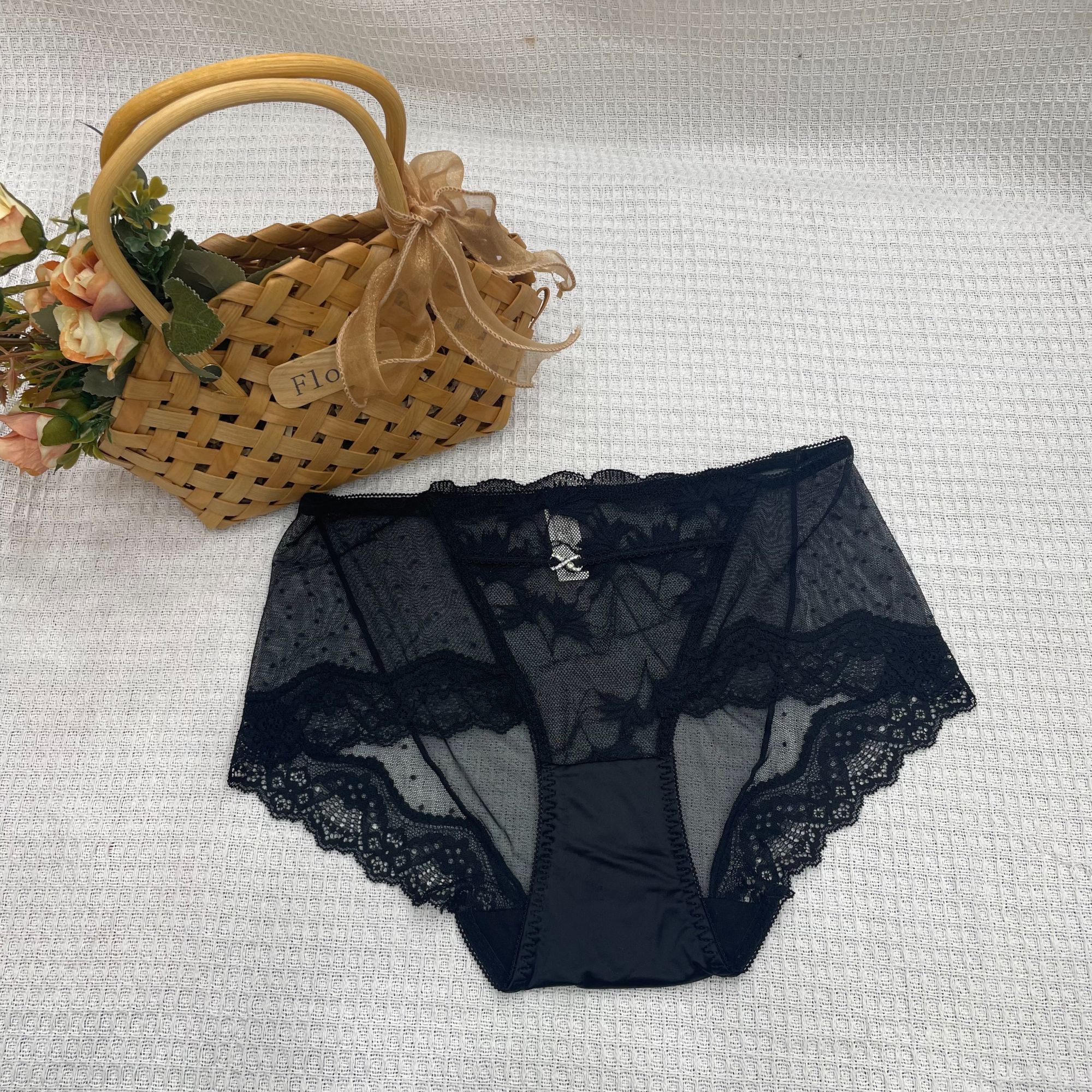 90-135斤三条装女士中低腰诱惑薄款透气三角蕾丝新款性感内裤女