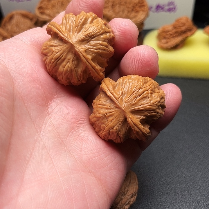 文玩核桃吊坠36打底野狼全品