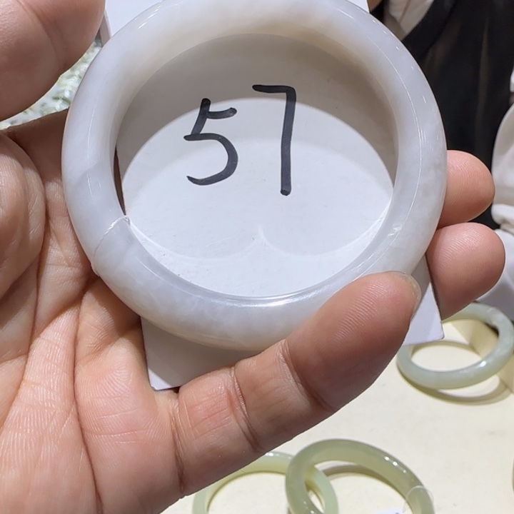 和田玉未镶嵌手镯616