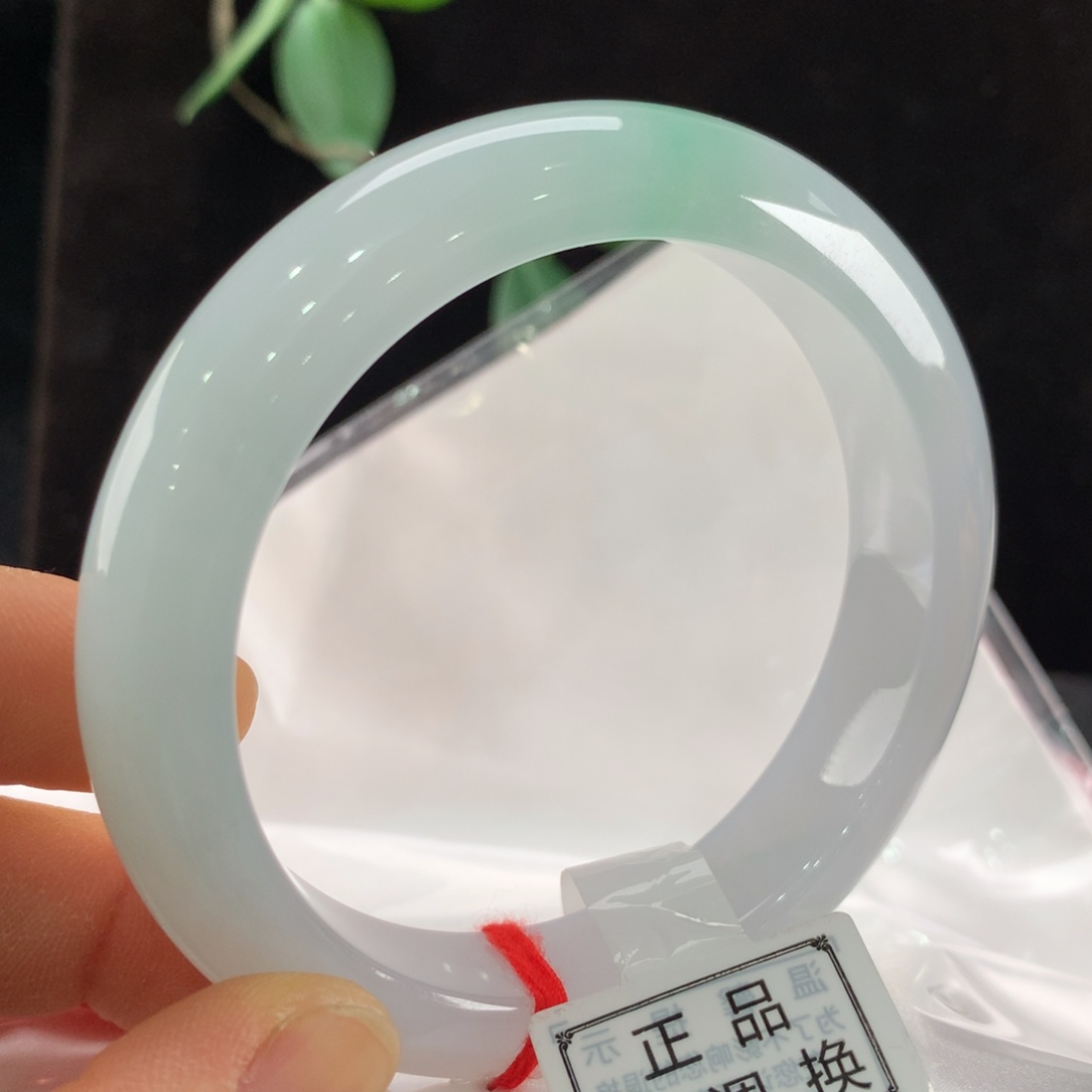 翡翠手镯未镶嵌111-0651