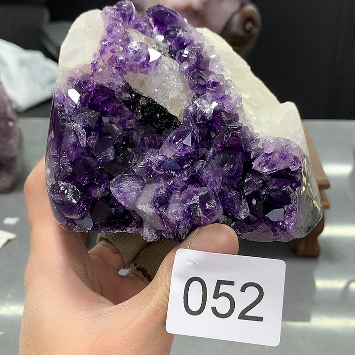 紫晶大型摆件（非配饰）未镶嵌