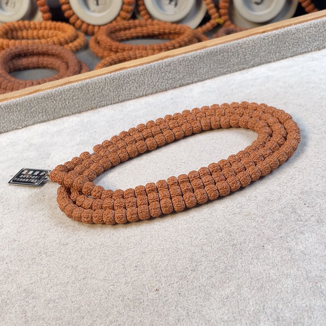 大***拿金刚菩提吊坠一代龙