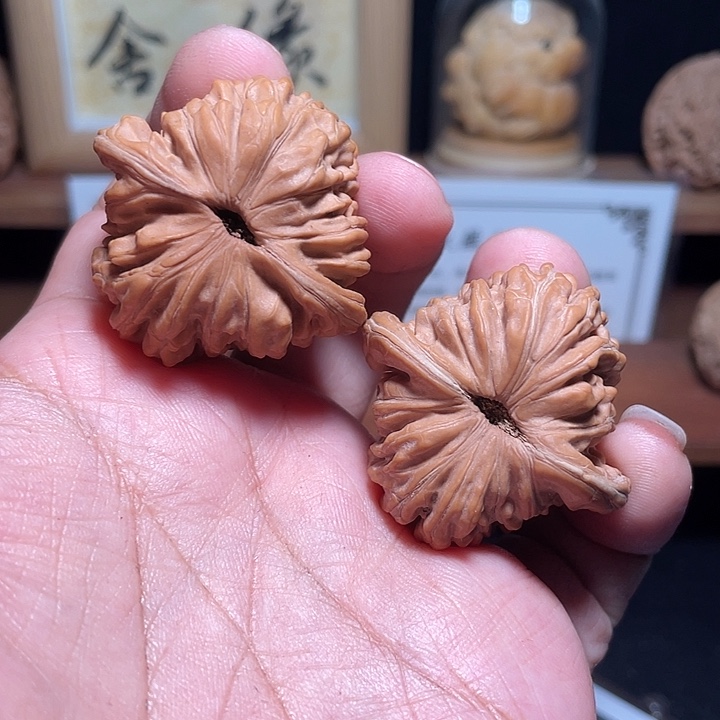 用***6把件文玩核桃汉高楼40尺